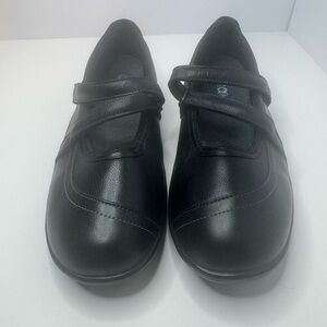 Ortho Feet Black Leather Strap Shoes Size 7.5M